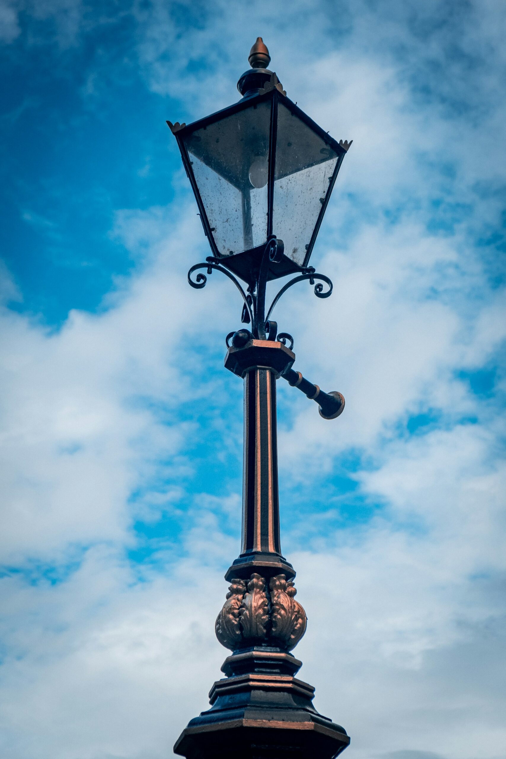 Picture of an old fashioned lamppost